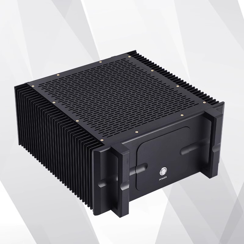 Amplificatore di potenza puro  - Power Tools Names recensione e prezzo